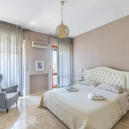 Central Suite Apartament