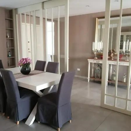 Central Suite