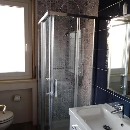 Central Suite Apartamento *